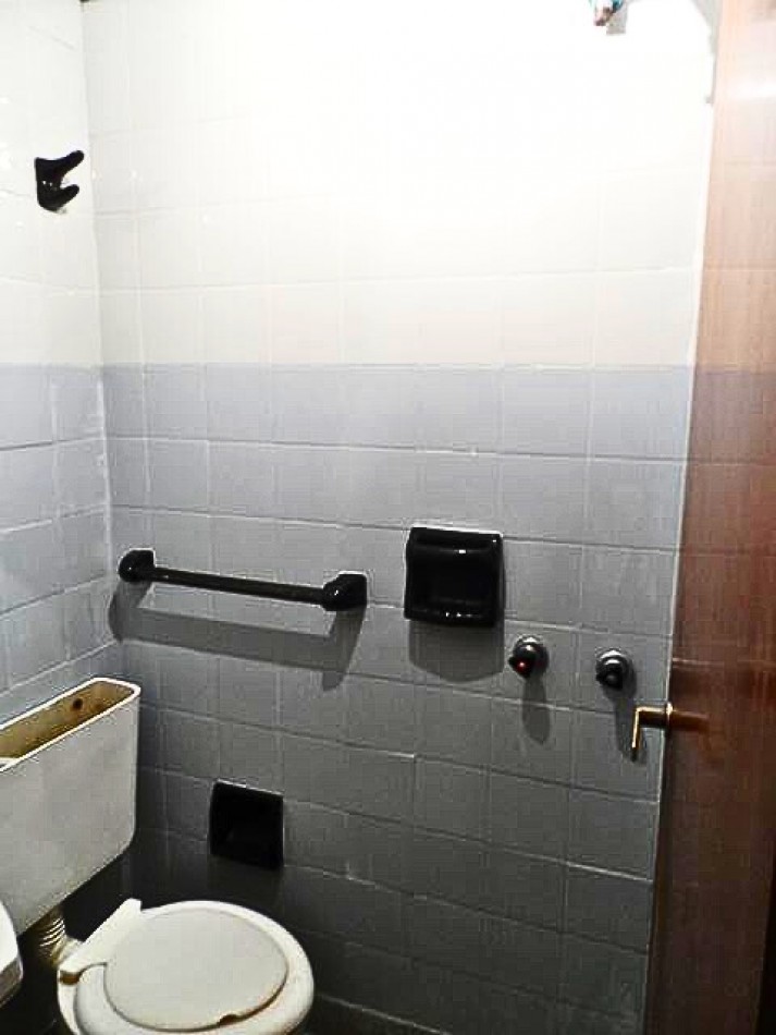 Palermo, Semipiso. 4 Amb. Piso 1,  81 mt2. frente. Mansilla y Araoz