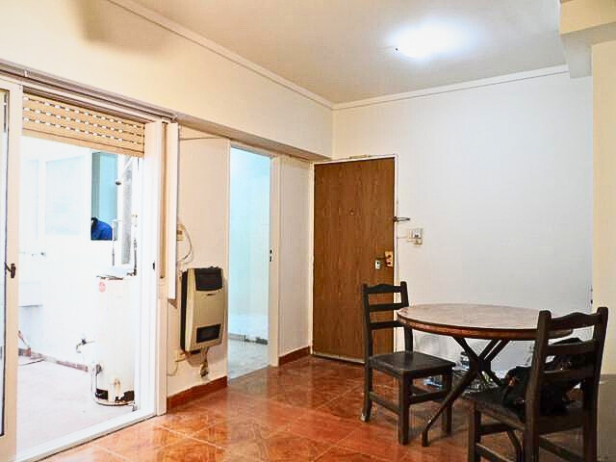 PARQUE CENTENARIO, Depto. 1 Amb. Piso 1o, interno, APTO PROFESIONAL, 40 mt2. Mahatma Gandhi y Av. Acoyte