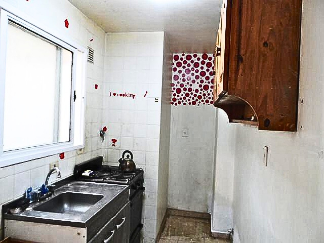 PARQUE CENTENARIO, Depto. 1 Amb. Piso 1o, interno, APTO PROFESIONAL, 40 mt2. Mahatma Gandhi y Av. Acoyte