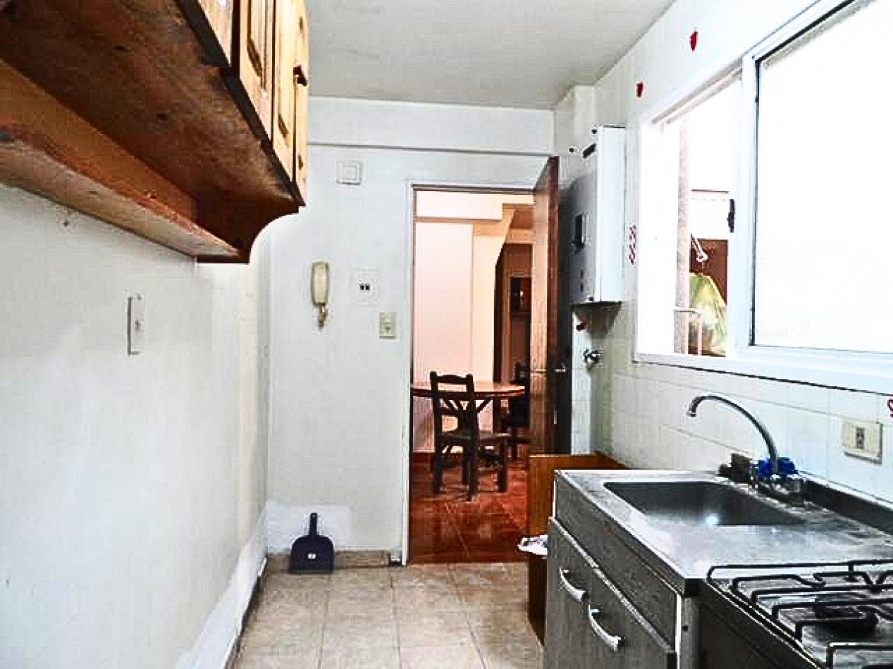 PARQUE CENTENARIO, Depto. 1 Amb. Piso 1o, interno, APTO PROFESIONAL, 40 mt2. Mahatma Gandhi y Av. Acoyte