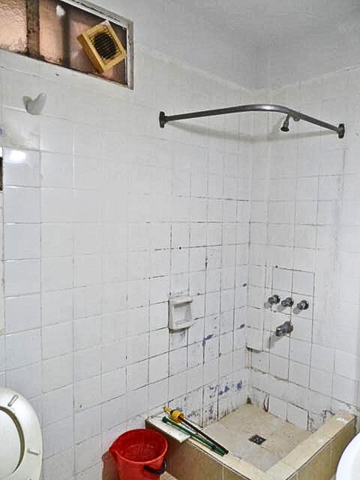 PARQUE CENTENARIO, Depto. 1 Amb. Piso 1o, interno, APTO PROFESIONAL, 40 mt2. Mahatma Gandhi y Av. Acoyte