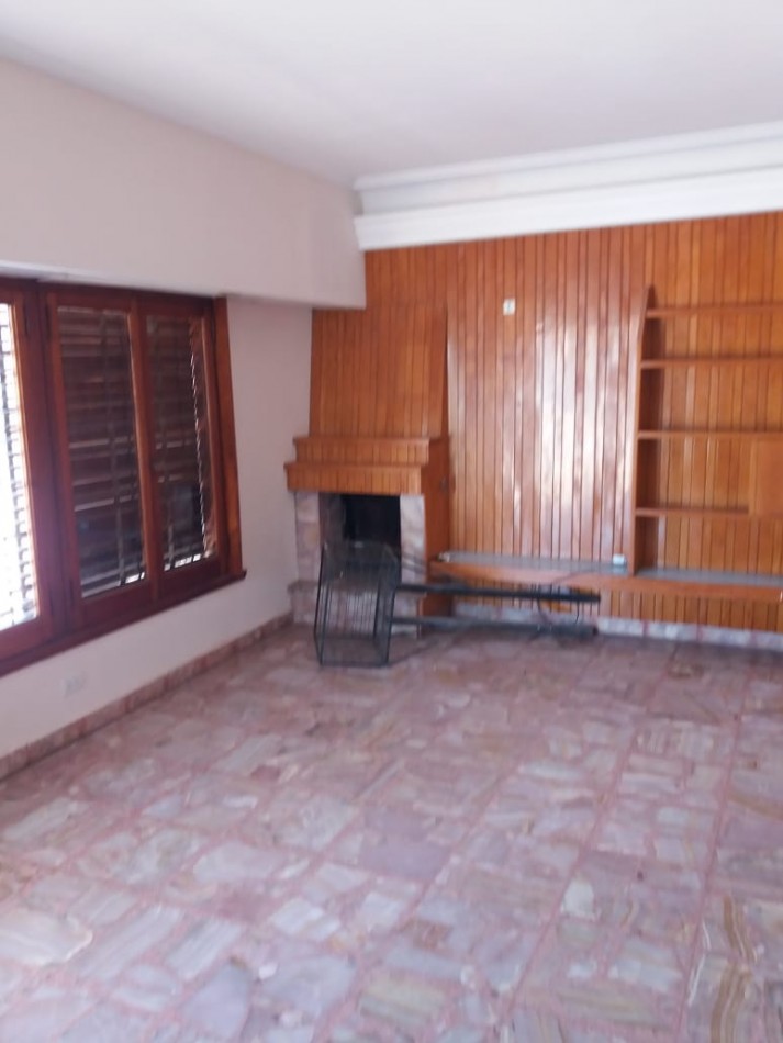 Prov. de Buenos Aires, Navarro. Casa. 148mt2. Terreno 244mt2