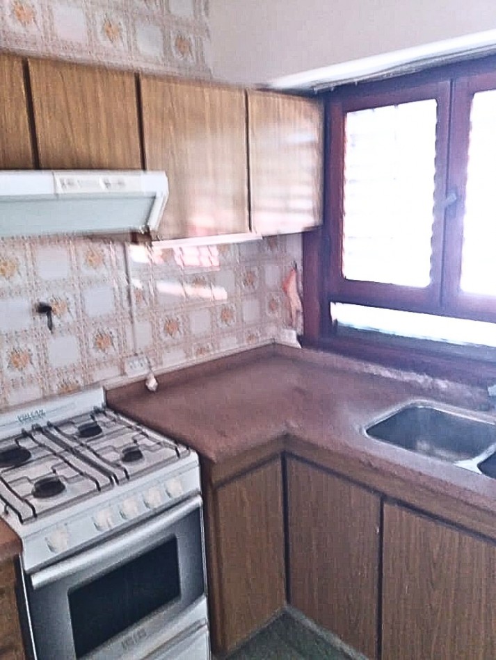 Prov. de Buenos Aires, Navarro. Casa. 148mt2. Terreno 244mt2