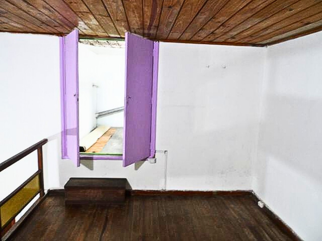 LA PATERNAL, PH. 2 Amb. PB, al frente, 145mt2. Punta Arenas y Andres Lamas