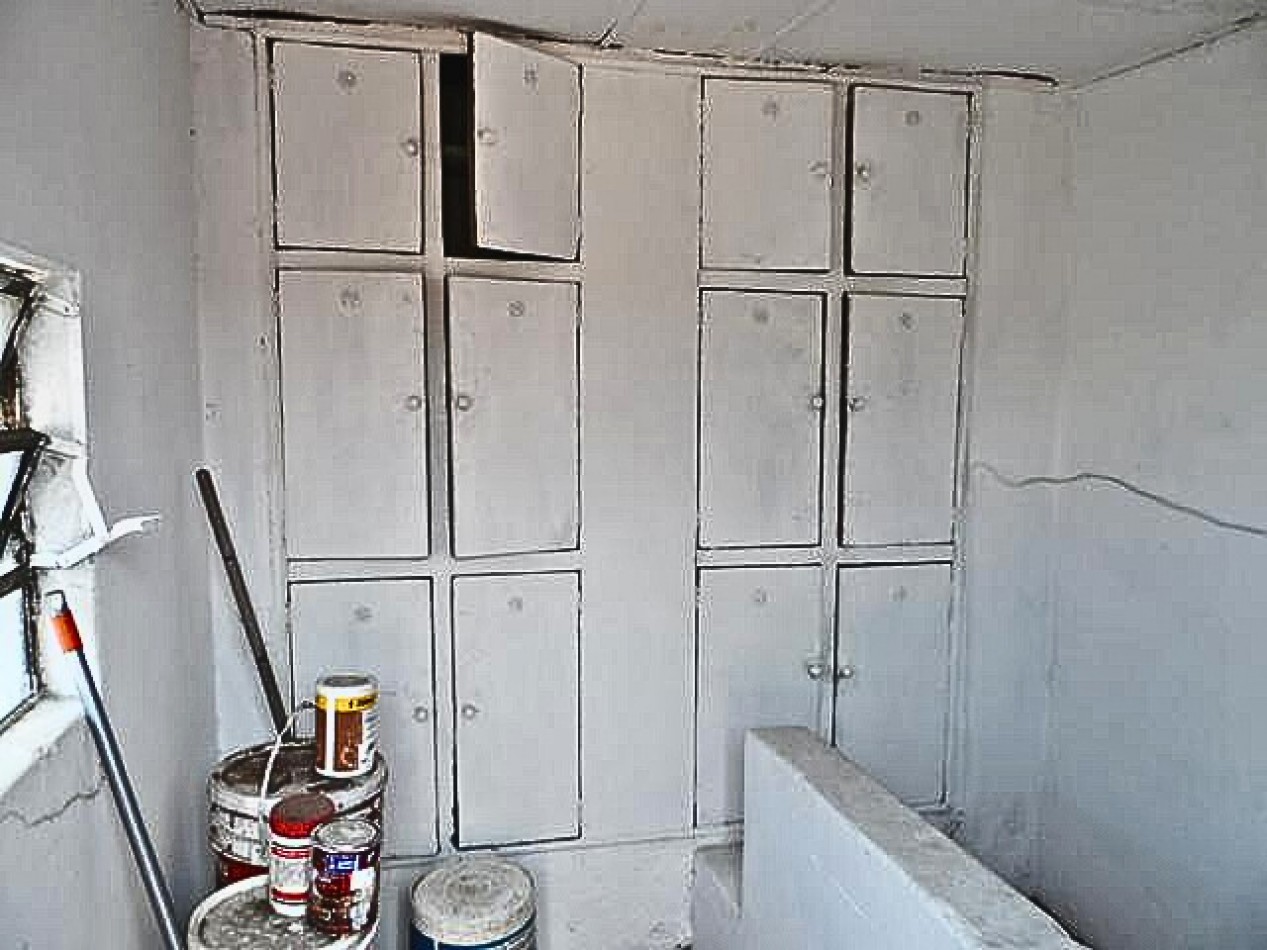 LA PATERNAL, PH. 2 Amb. PB, al frente, 145mt2. Punta Arenas y Andres Lamas