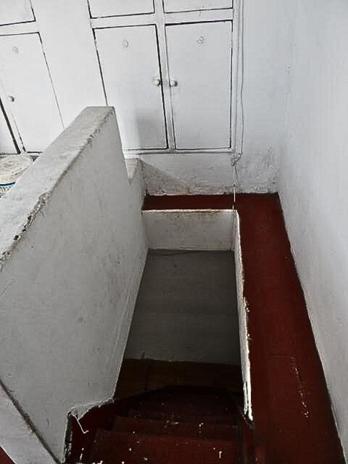 LA PATERNAL, PH. 2 Amb. PB, al frente, 145mt2. Punta Arenas y Andres Lamas