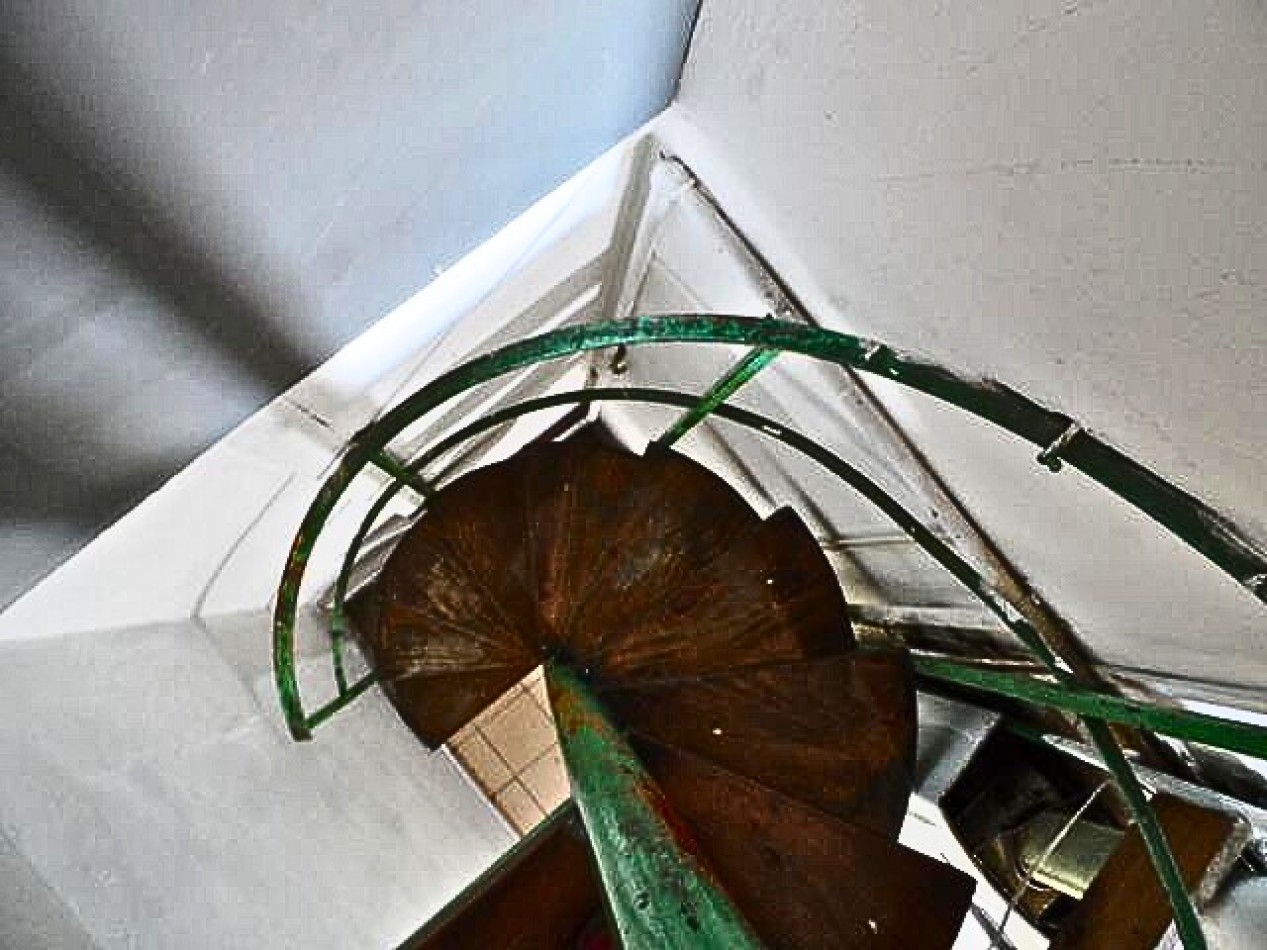 LA PATERNAL, PH. 2 Amb. PB, al frente, 145mt2. Punta Arenas y Andres Lamas