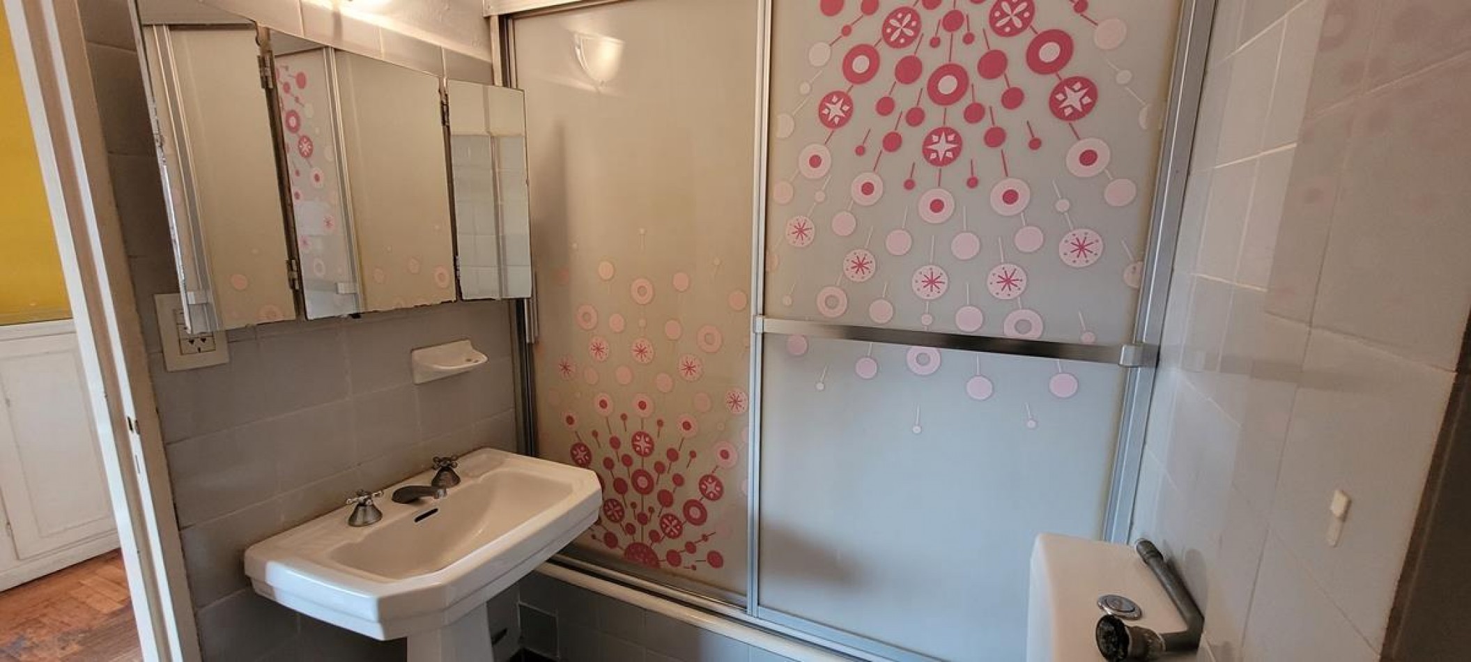 BALVANERA, Depto. 1 Amb. Piso 8o, Lateral, 25 mt2. Belgrano y Av. Entre Rios