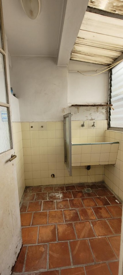 BALVANERA, Depto. 1 Amb. Piso 8o, Lateral, 25 mt2. Belgrano y Av. Entre Rios