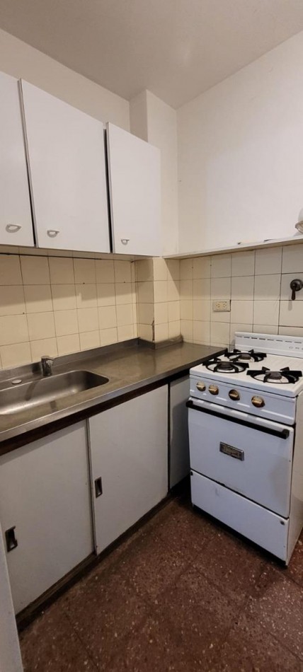 Palermo 3 ambientes, planta baja frente, muy buena ubicacion. Apto profesional