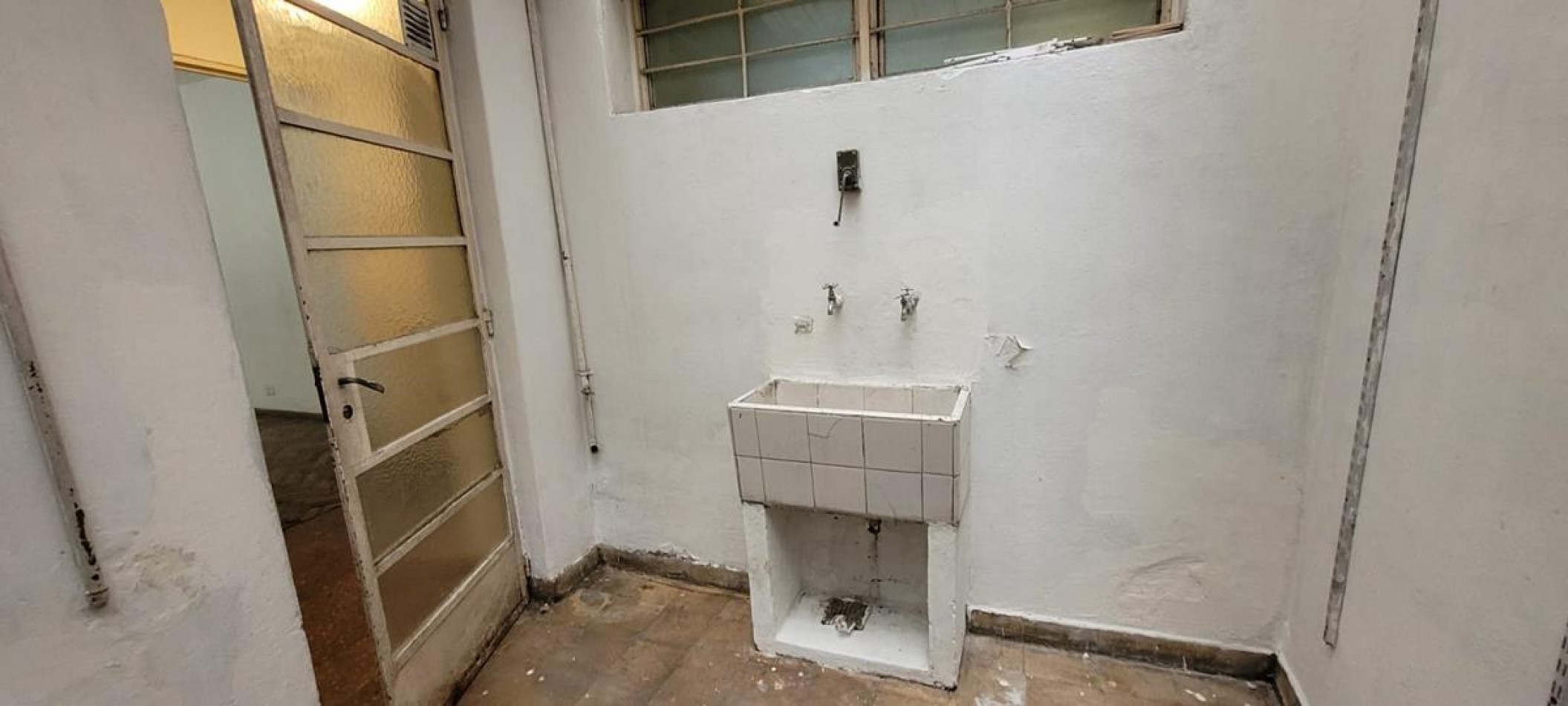 Palermo 3 ambientes, planta baja frente, muy buena ubicacion. Apto profesional