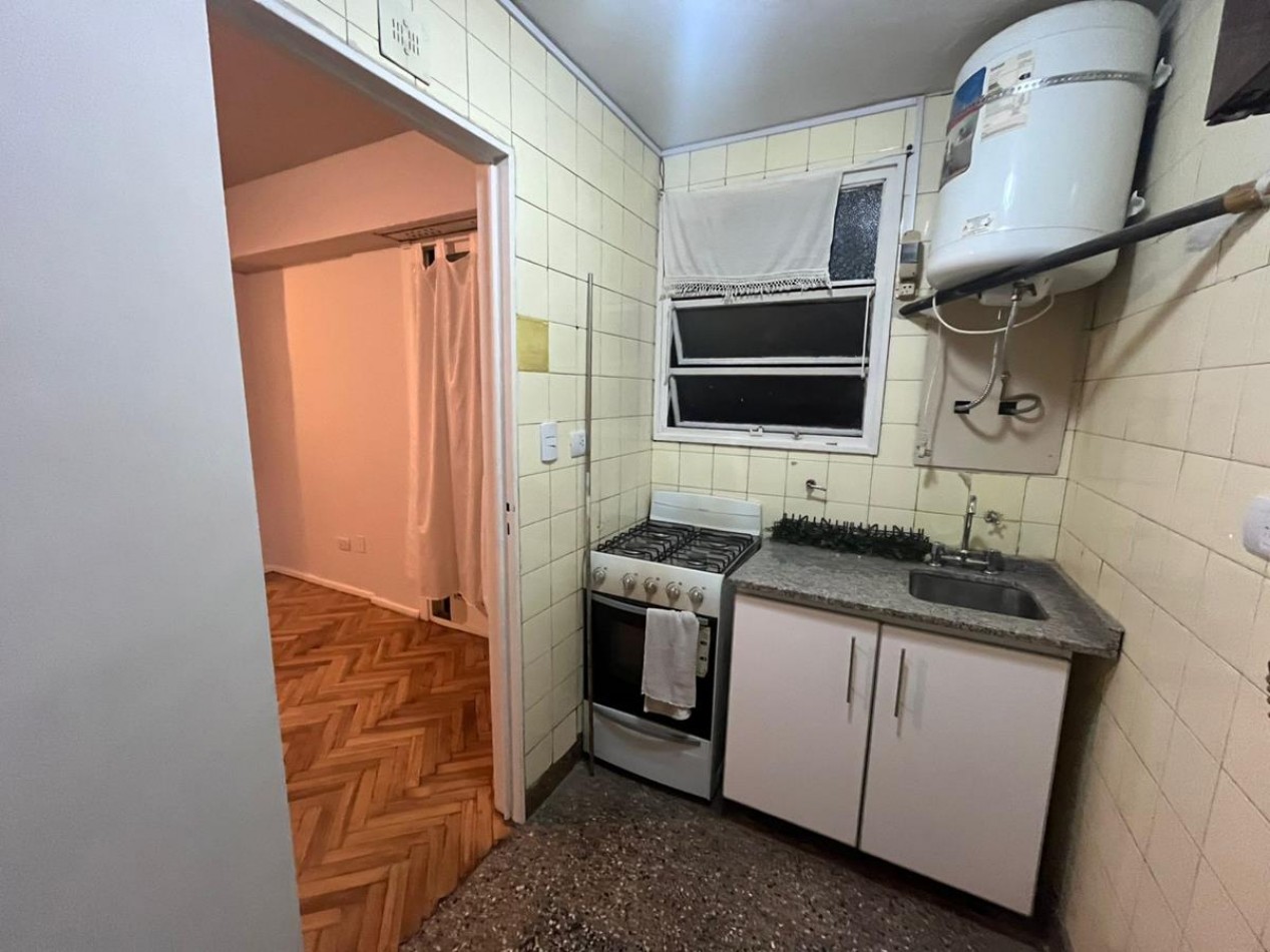 Palermo, 2 ambientes. Interno, muy buena ubicacion sobre Avenida S. Ortiz