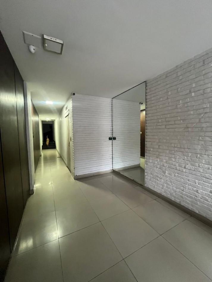 Palermo, 2 ambientes. Interno, muy buena ubicacion sobre Avenida S. Ortiz