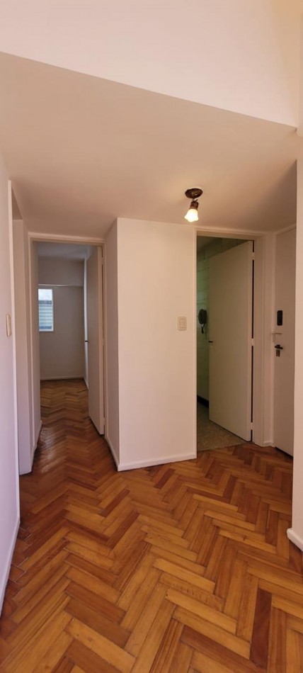 Palermo 2 Ambientes, contrafrente. Muy luminoso. A 1 cuadra Av. Santa Fe y Av. Scalabrini Ortiz.