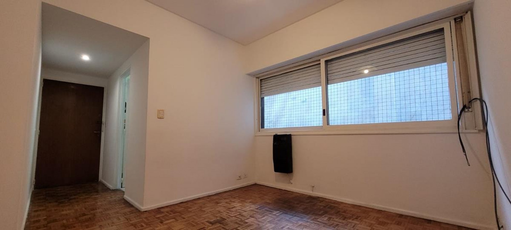 Cañitas, 2 Ambientes en Planta Baja lateral. LUMINOSO MUY BUENA UBICACION EN HERMOSA ZONA. 