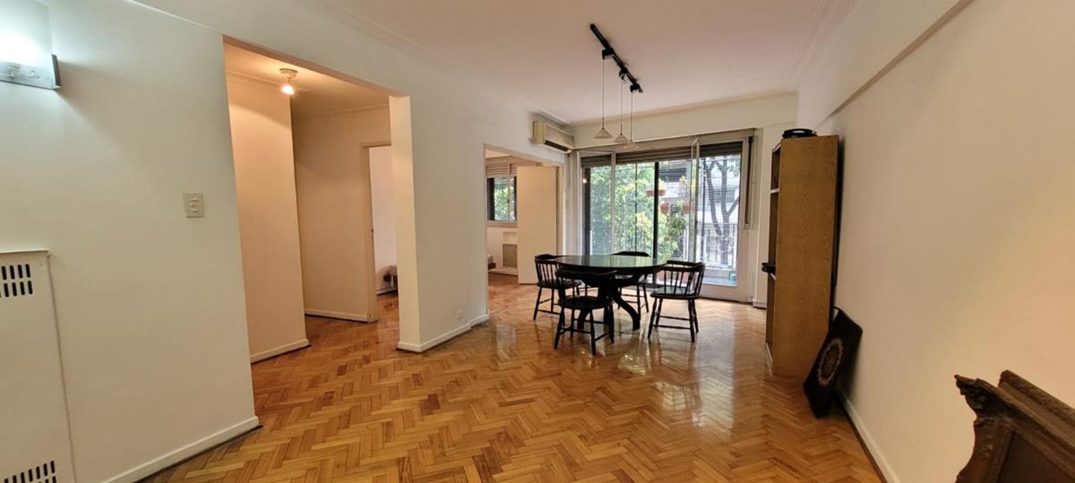 Palermo 4 Ambientes, FRENTE c/ blacon corrido y dependencias. Excelente ubicacion sobre Av. S. Ortiz