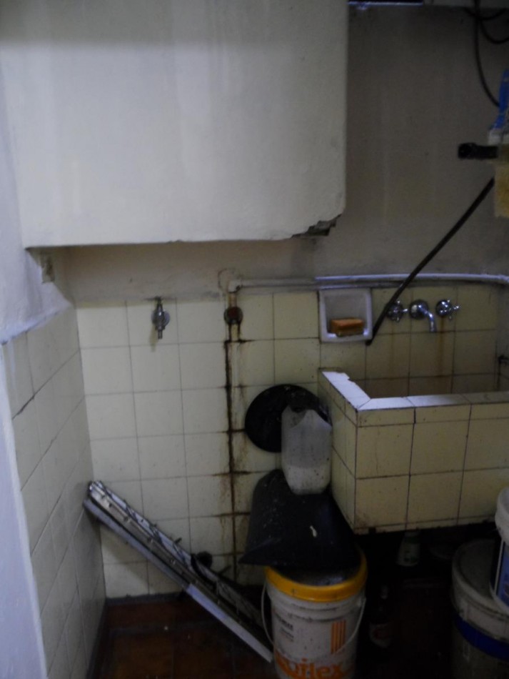 PALERMO, Depto. 2 Amb. pb con patio, interno, 42 mt2. Av. R. S. Ortiz y Guemes. APTO PROFESIONAL