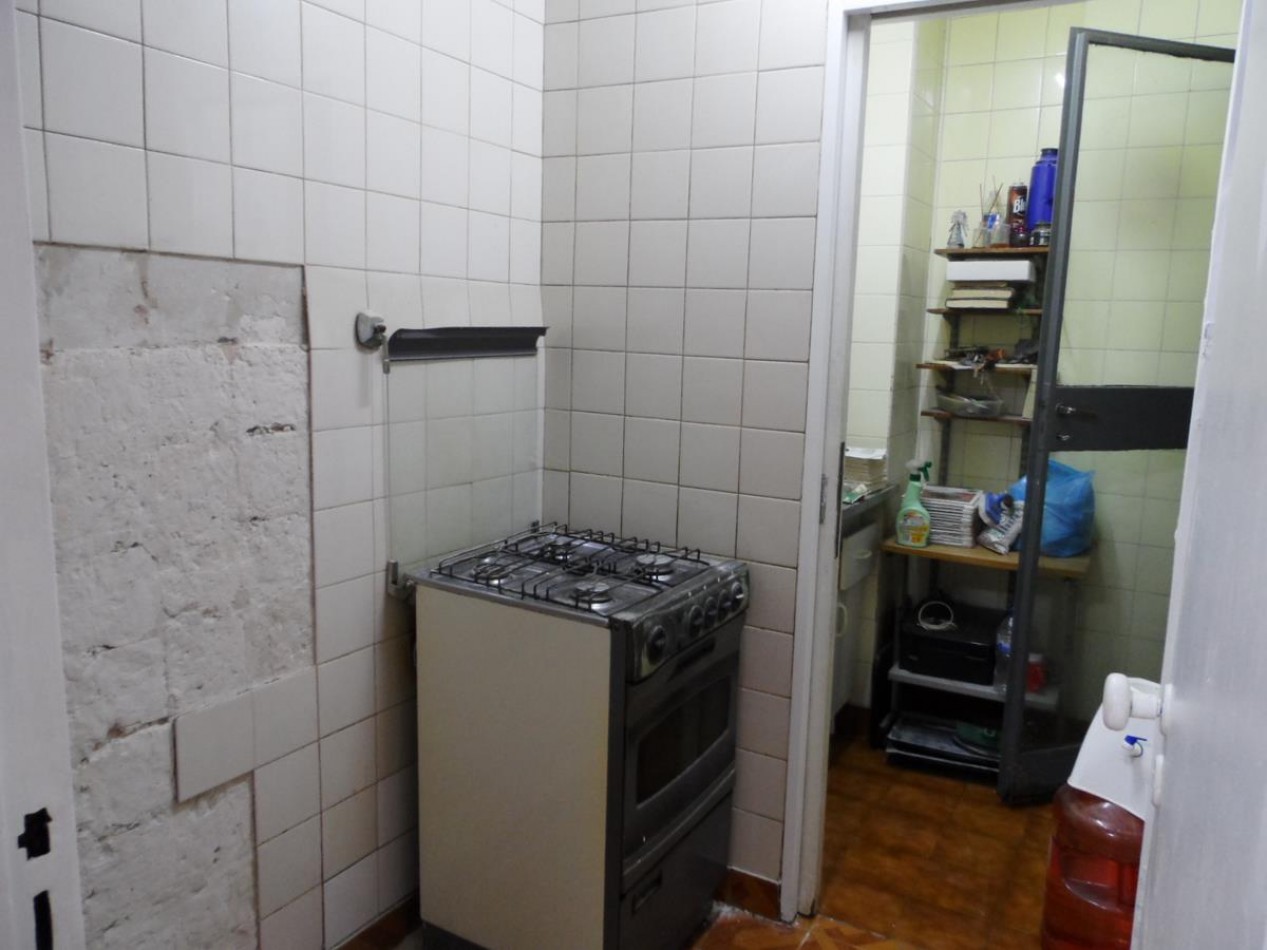 PALERMO, Depto. 2 Amb. pb con patio, interno, 42 mt2. Av. R. S. Ortiz y Guemes. APTO PROFESIONAL