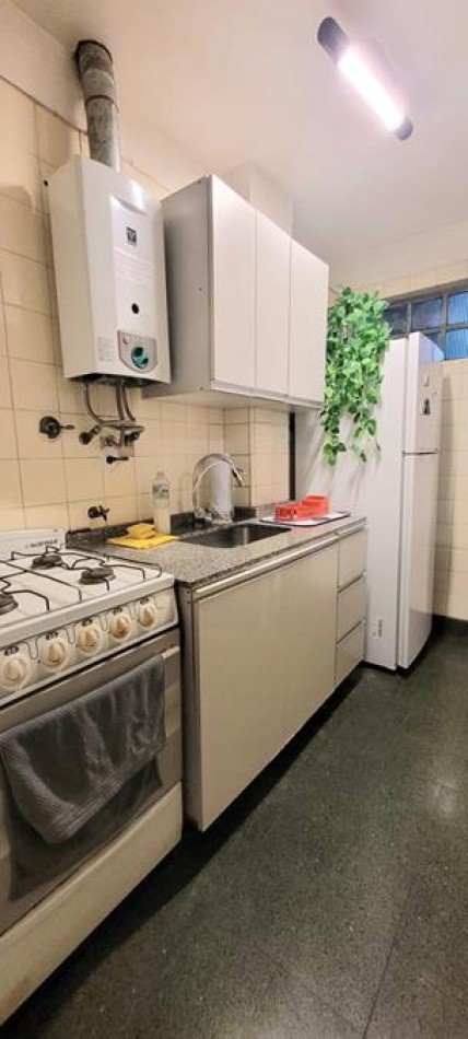 Palermo 2 Ambientes, excelente estado, muy luminoso. APTO PROFESIONAL,  a 1 cuadra AV. S. Ortiz, 2 cuadras Av.S. Fe. Zona jardin Botanico