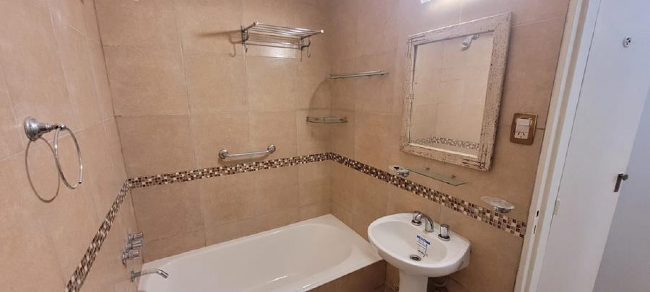 Palermo 2 Ambientes interno. RECICLADO A NUEVO, Muy buena ubicacion a mts Av. S. Ortiz y a 1 cuadra Av. Santa Fe