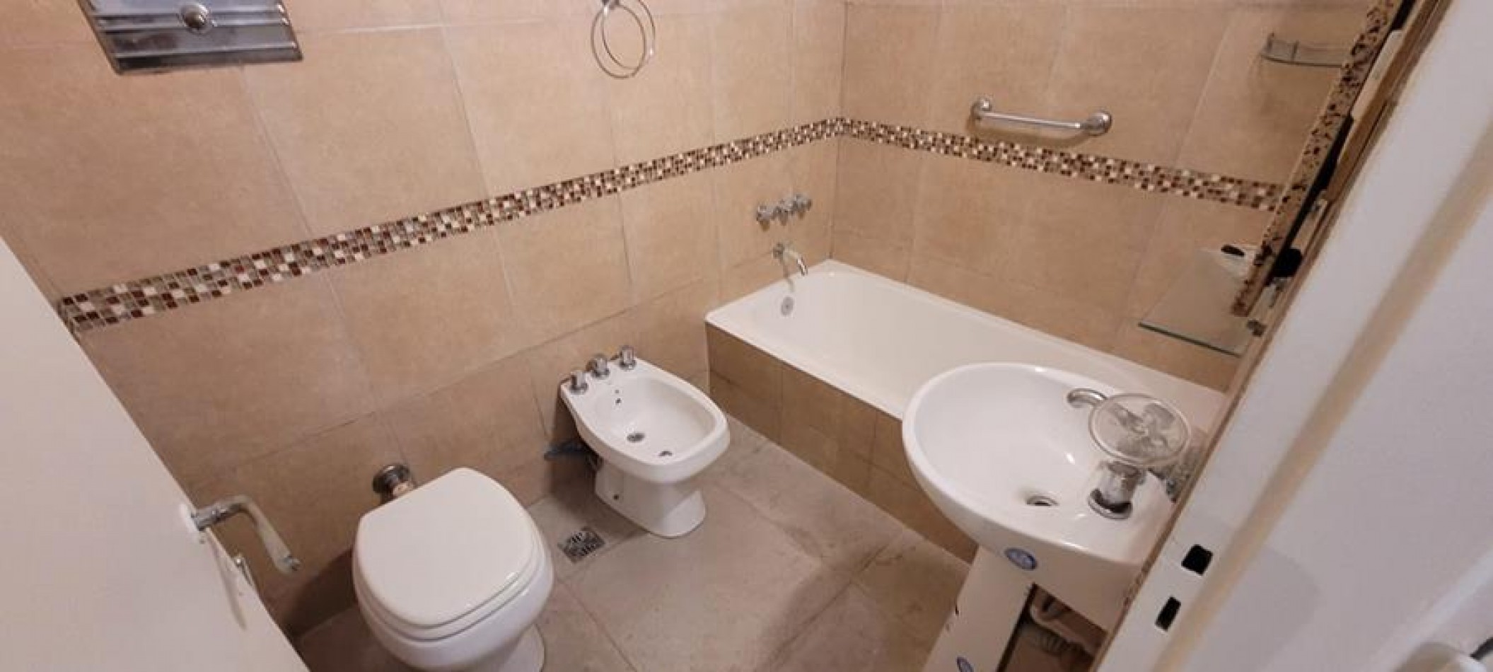 Palermo 2 Ambientes interno. RECICLADO A NUEVO, Muy buena ubicacion a mts Av. S. Ortiz y a 1 cuadra Av. Santa Fe