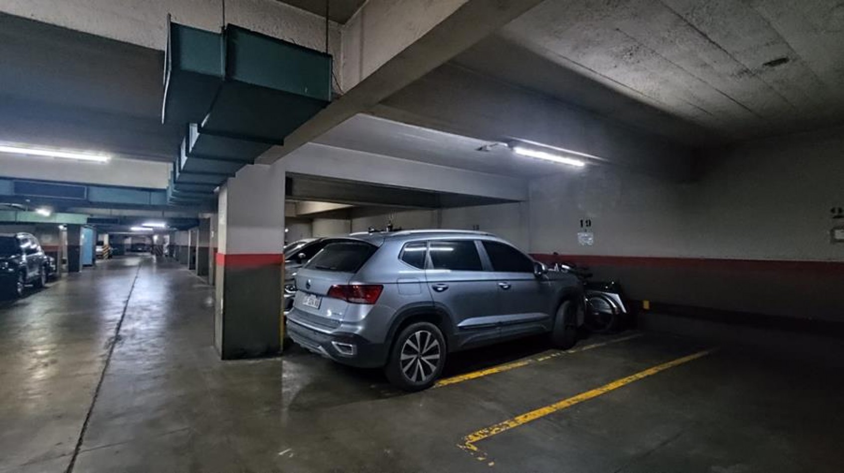 PALERMO, Depto. 3 Amb. al frente, 60 mt2.MUY BUENA UBICACION.  Av. Santa Fe y Av. R. S. Ortiz. CON COCHERA. EXCELENTE OPORTUNIDAD.