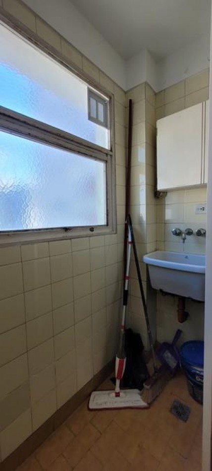 Palermo, 2 Ambientes. Contrafrente balcon frances. MUY LUMINOSO, excelene ubicacion a 1 cuadra Av. Santa Fe, zona Jardin botanico 