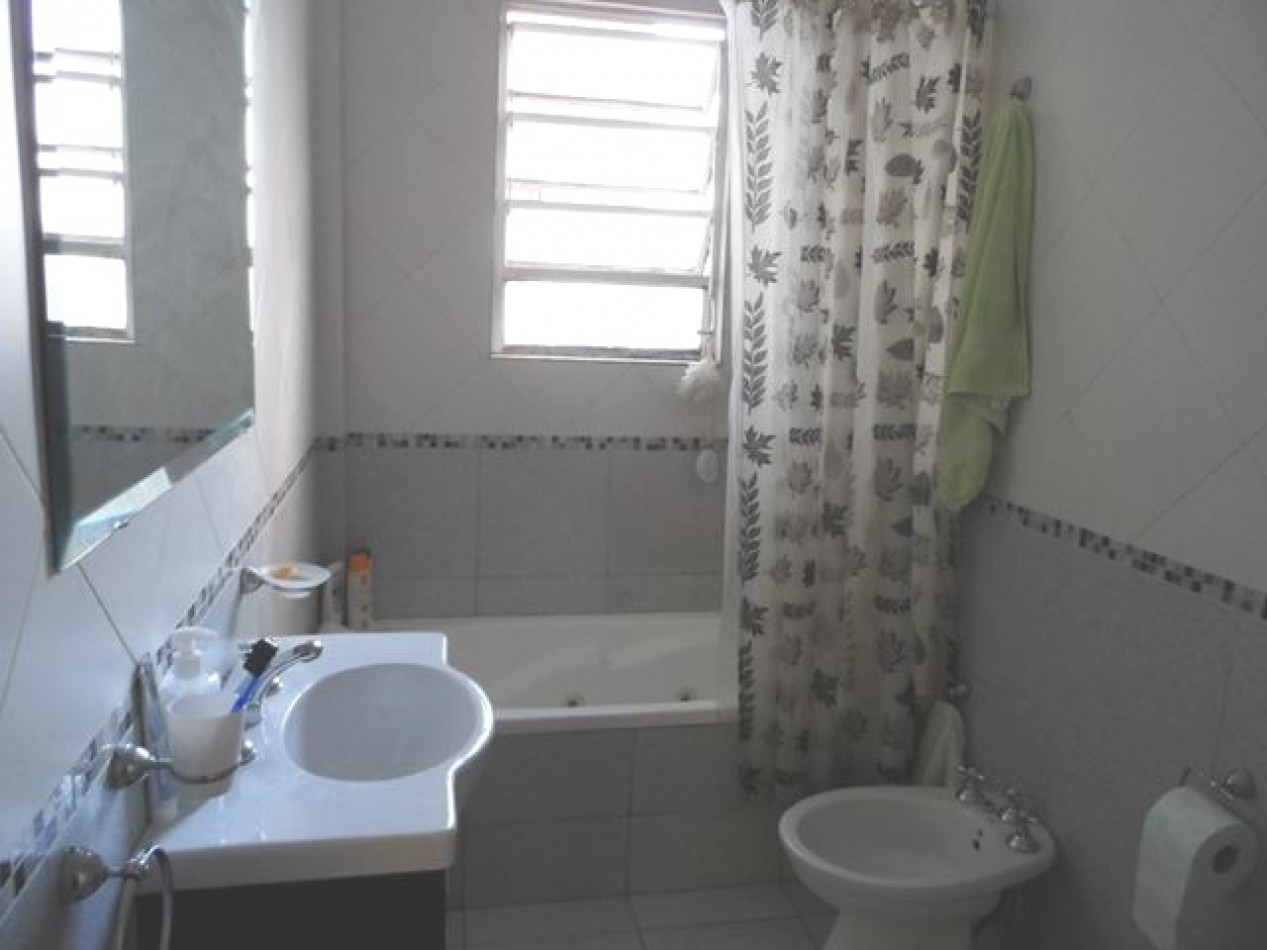 Palermo 3 Ambientes, con balcon y dependencias. FRENTE. MUY BUENA UBICACION. Luminoso