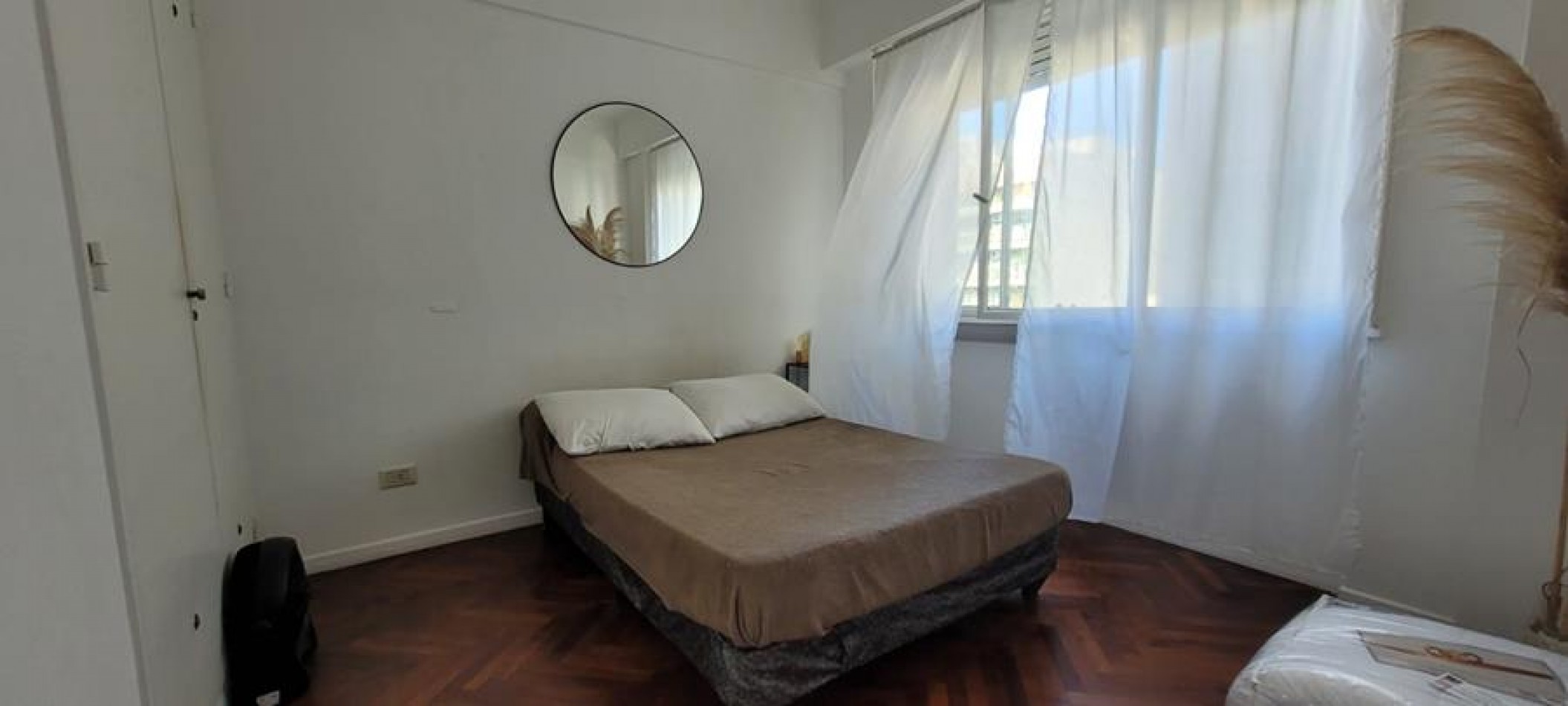 3 Ambientes, interno. LUMINOSO. EXCELENTE ESTADO, Muy buena ubiacion sobre Av. Scalabrini Ortiz, a 1 cuadra Av. Santa Fe