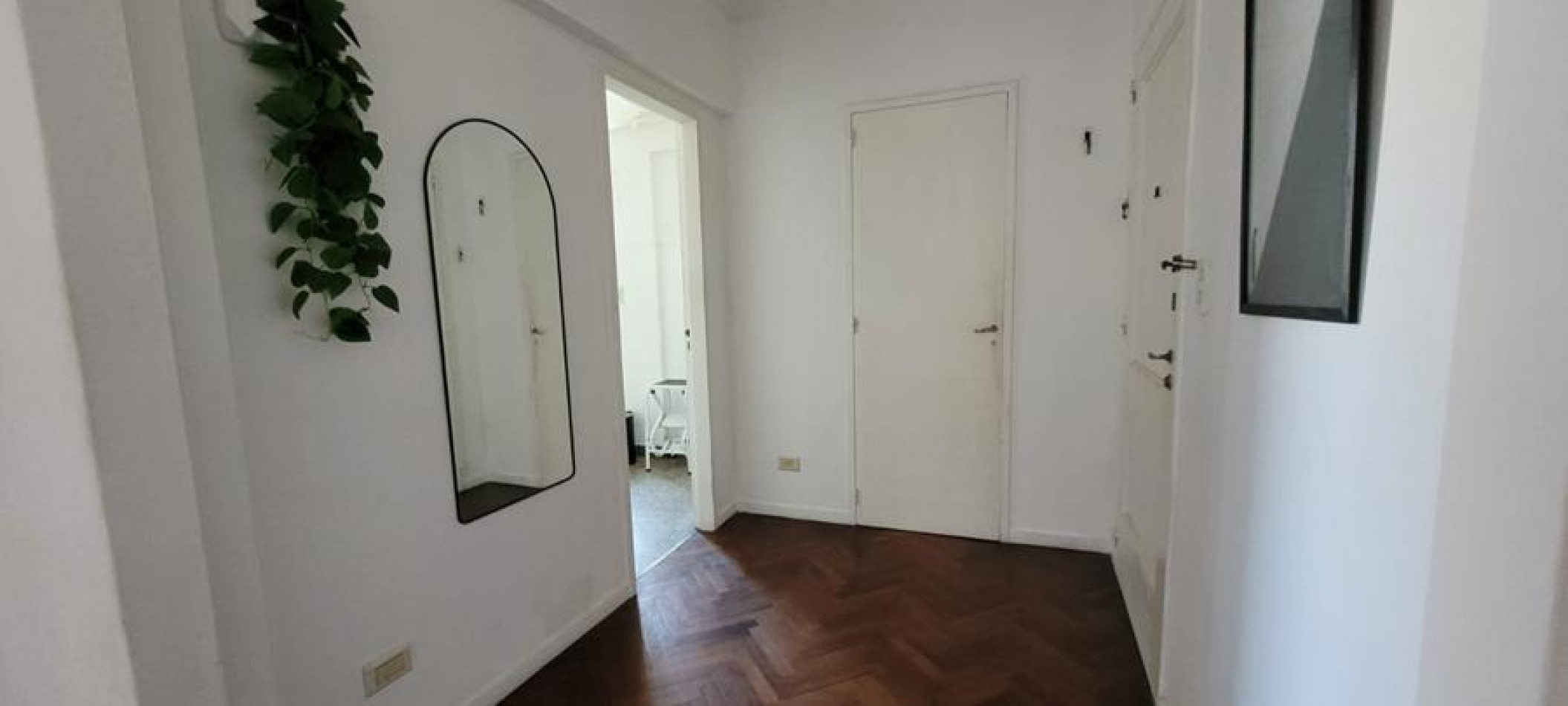 3 Ambientes, interno. LUMINOSO. EXCELENTE ESTADO, Muy buena ubiacion sobre Av. Scalabrini Ortiz, a 1 cuadra Av. Santa Fe