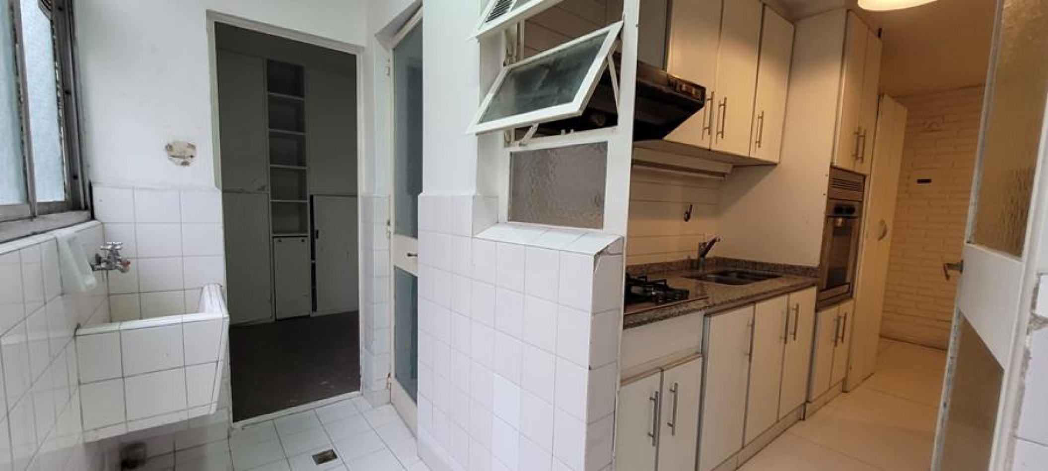 Palermo 4 Ambientes, al FRENTE,balcon,  con dependencia. Excelente ubicacion sobre Av. Santa Fe frente a Jardin botanico