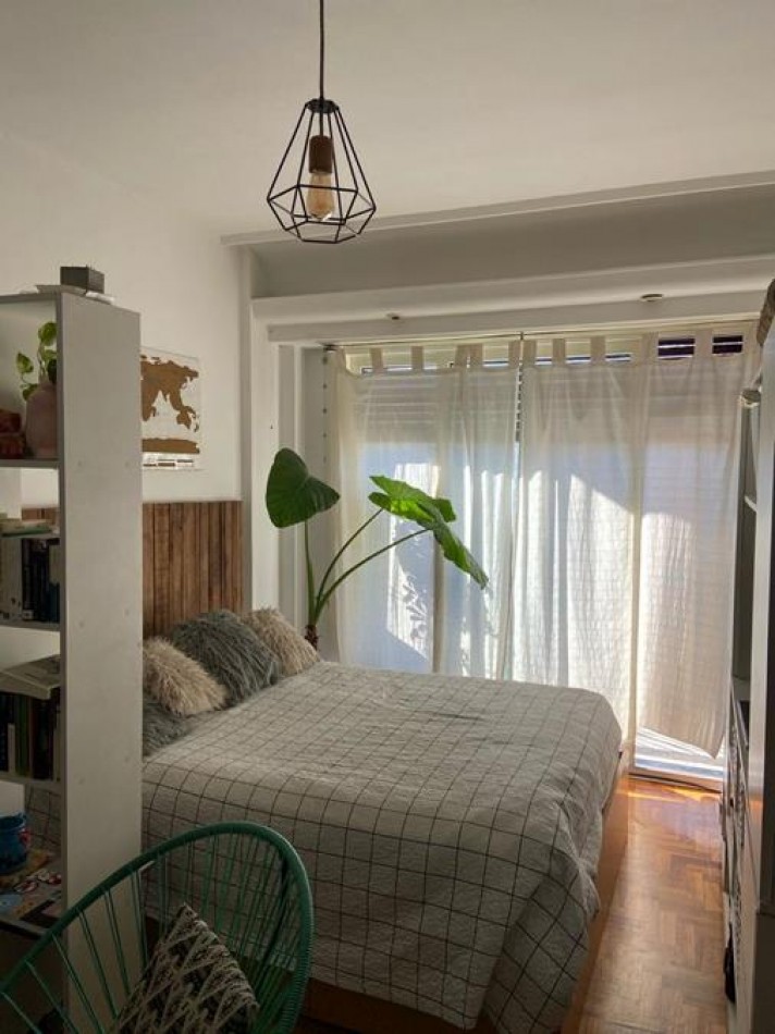 Palermo, 1 ambiente, FRENTE. Muy luminoso, con balcon, zona Sanatorio Guemes, Universidad UTN, Palermo