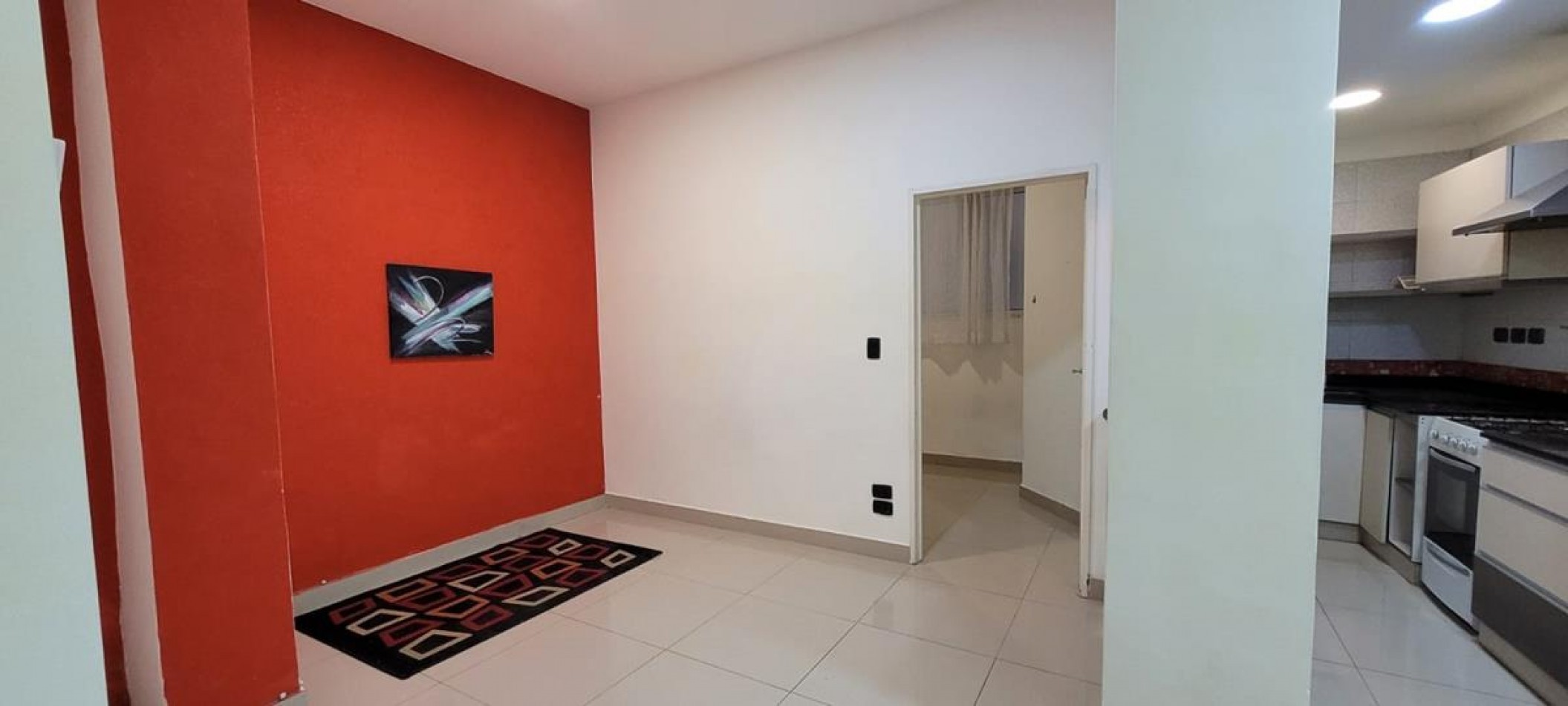 Palermo, 3 Ambientes en Planta Baja. Frente. Excelente, reciclado a nuevo. Muy buena ubicacion sobre Av. S. Ortiz y Av. Santa Fe. 