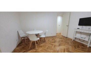 Palermo, 2 ambientes. totalmente recilcado a nuevo. IMPECABLE. Sobre Avenida, zona jardin Botanico.