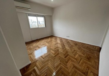 Barrio Norte, 1 Ambiente con balcon. LATERAL. Muy buena ubicacion, luminoso. a 3 cuadras Av. Santa Fe y linea subte D y H