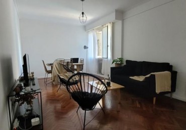 3 Ambientes, interno. LUMINOSO. EXCELENTE ESTADO, Muy buena ubiacion sobre Av. Scalabrini Ortiz, a 1 cuadra Av. Santa Fe